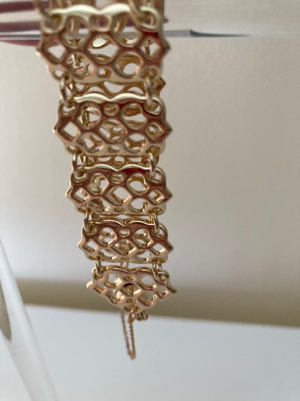Gold tone bracelet